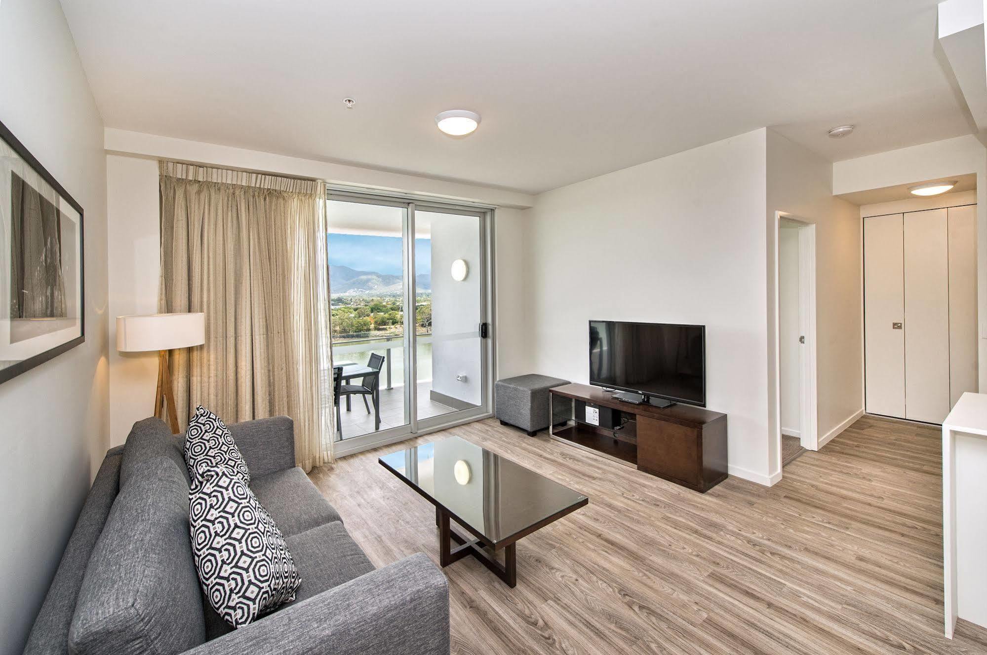 Empire Apartment Hotel Rockhampton Ngoại thất bức ảnh