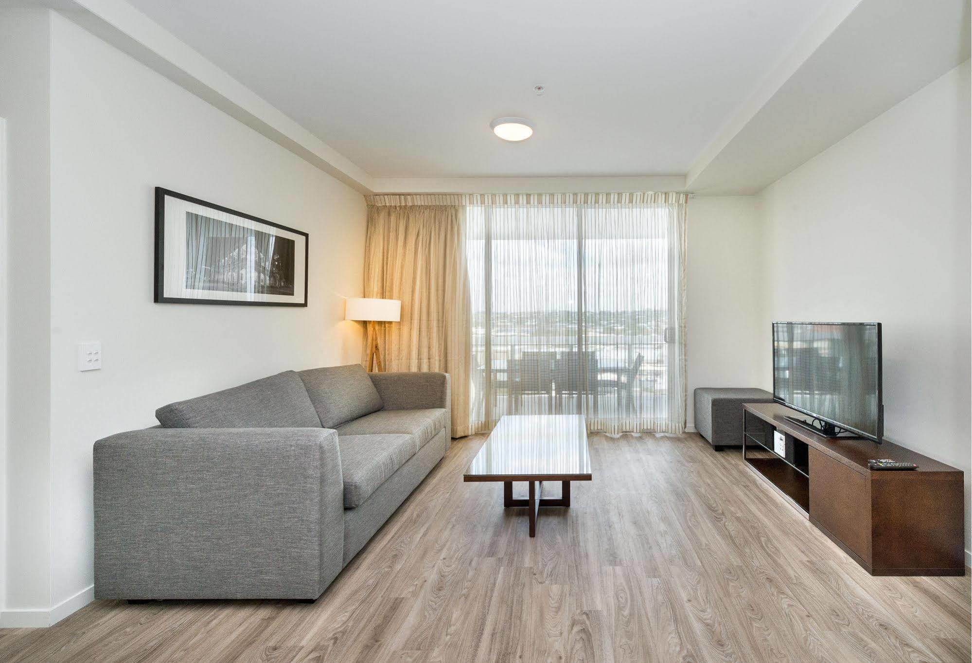 Empire Apartment Hotel Rockhampton Ngoại thất bức ảnh